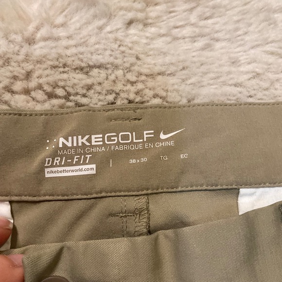 Nike Golf Dri-Fit Pants Men's Size 38 Tan Lightweight 30"‎ Inseam - Picture 3 of 9